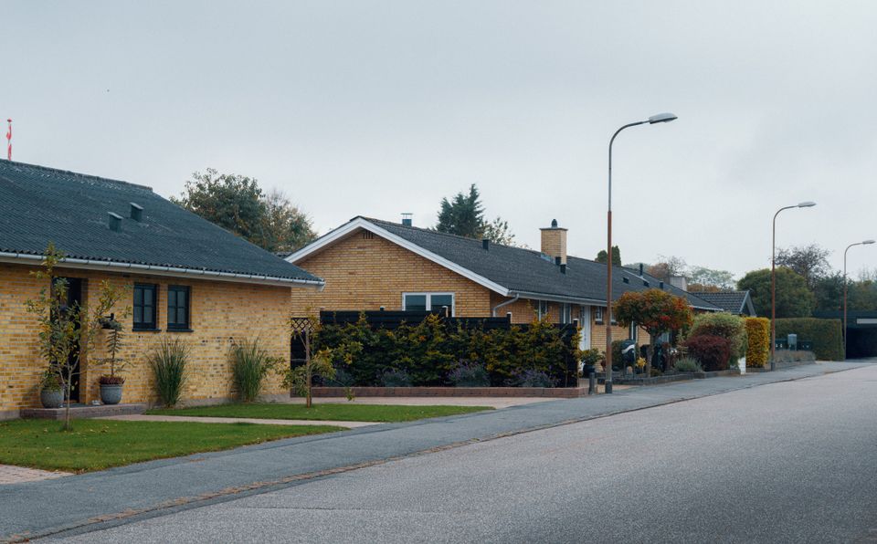 Indbrudstallene stiger: Over halvdelen af danskerne sikrer ikke deres bolig